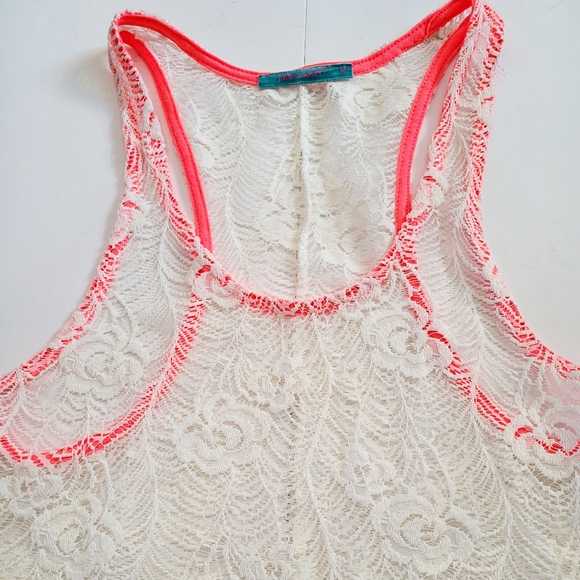 NWOT lace racerback tank - Picture 4 of 7